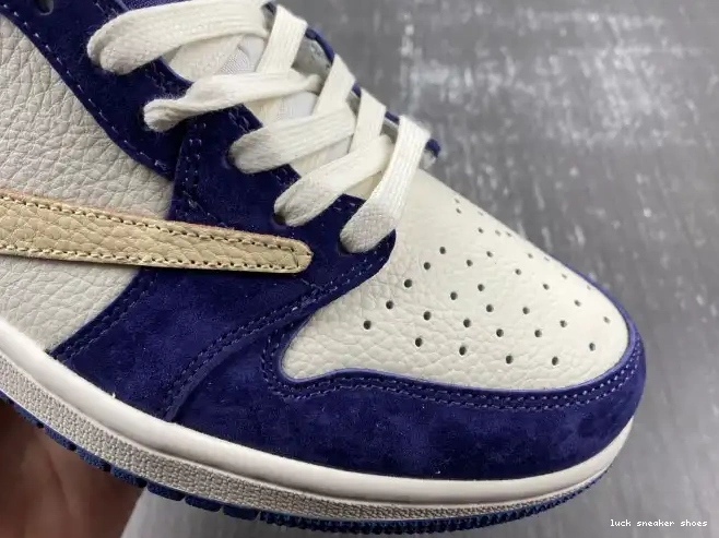 Rep LUCY TRAVIS 1 X JORDAN SCOTT CUSTOM AIR DM7866-808 0524